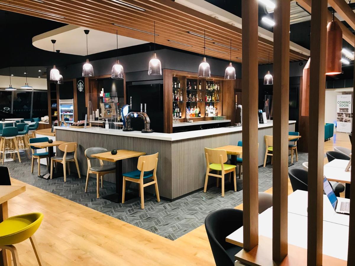Holiday Inn Dover By Ihg Экстерьер фото