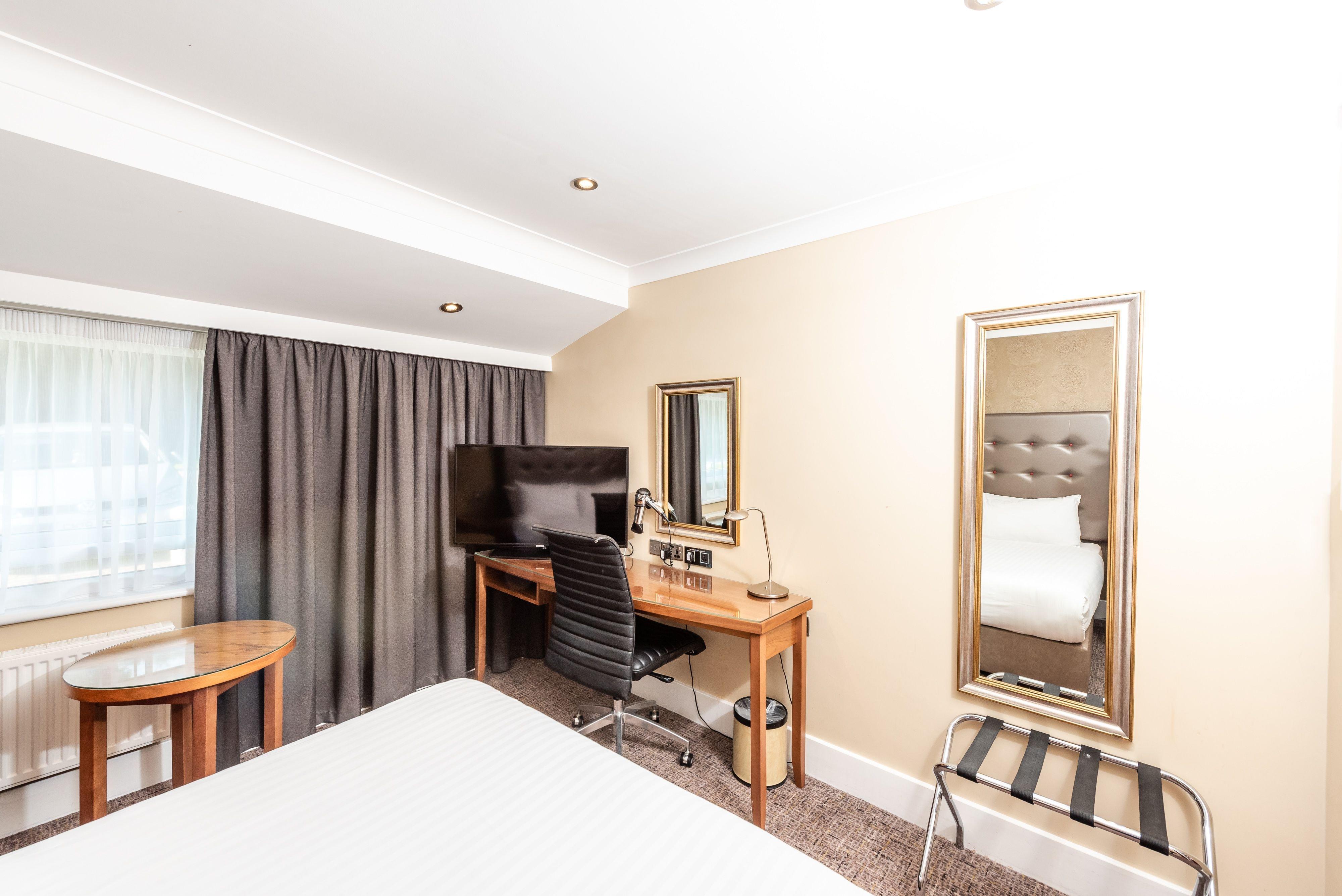 Holiday Inn Dover By Ihg Экстерьер фото